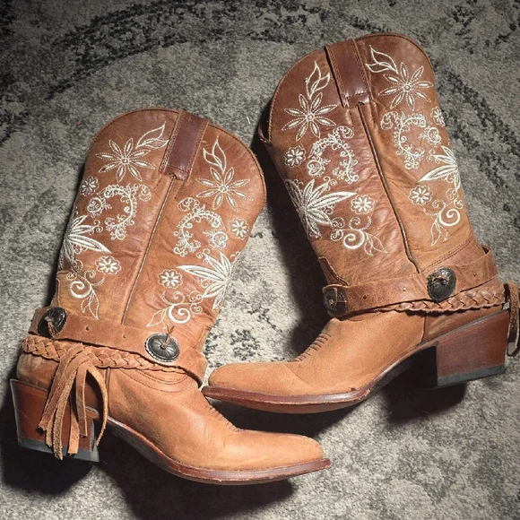 Shyanne Brown Embroidered Women’s Western Boots - Picture 8 of 11